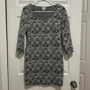 Dynamite - Black/Grey Sweater Dress